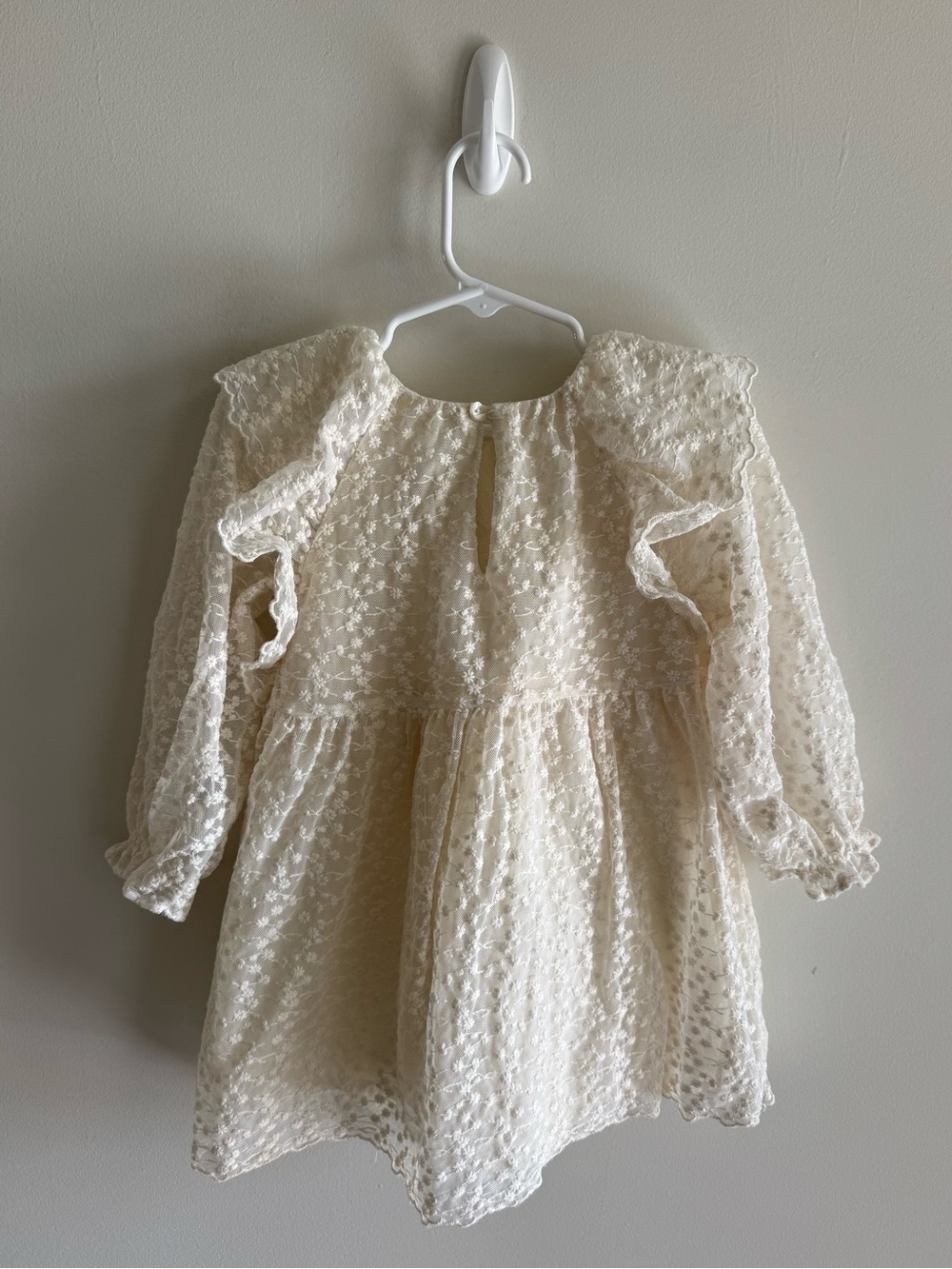 ZARA Lace Ruffle Dress - Picture 6 of 10